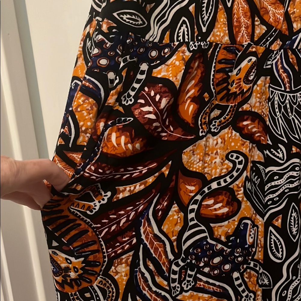 🌼 H&M Batik Motive Jumpsuit🌼 - Picture 7 of 10
